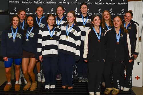 National Champions - Senior Girls 4x50m Individual Medley, gold.