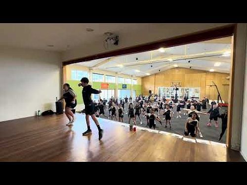 Friday Dancde