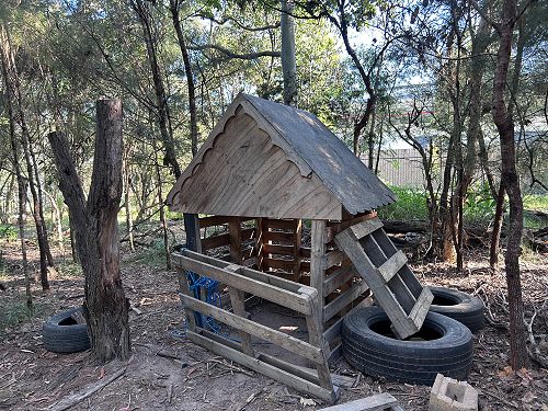 Outdoor door learning at Berrinba East School