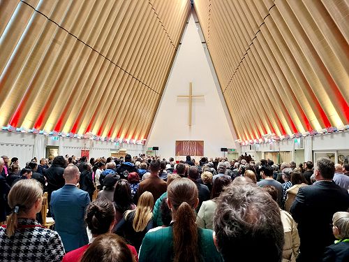 Standing for the Peace (Te Maungārongo) at the induction and installation of Bishop Susan Wallace.