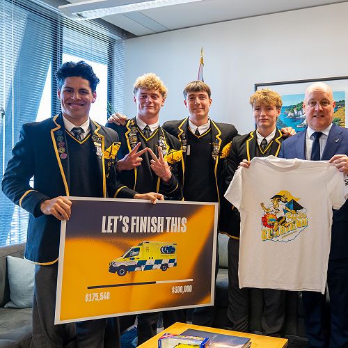 Super Six take WC Runathon to the Beehive — Wellington College ...