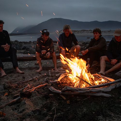 Martins Bay - Fire for the pipi