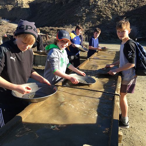 Mining for gold at Kawarau Gorge Mining Centre