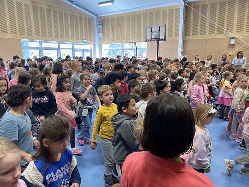 Te Wiki O Te Reo Māori- Coming together as a school to sing waiata.
