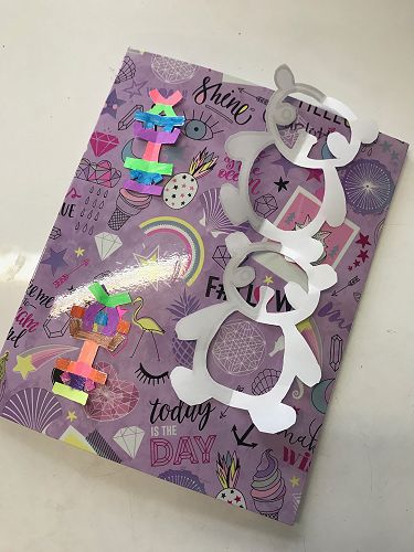 Paper cutting in Mandarin