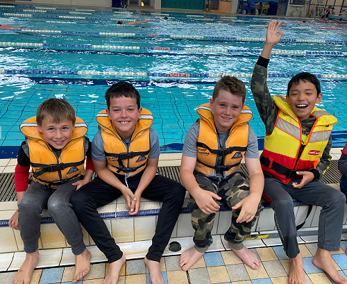 Archie R, Archie G, Angus & Maxi ready to go!