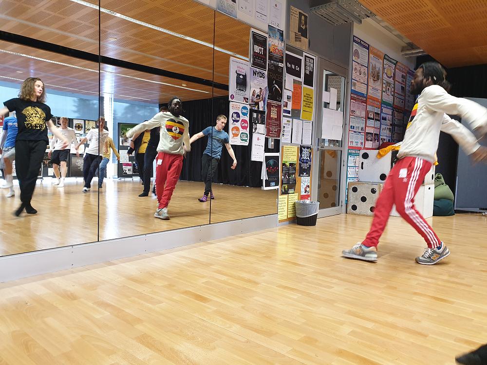Dance workshop with Antonio Bukhar, Caroline Plummer Dance Fellow